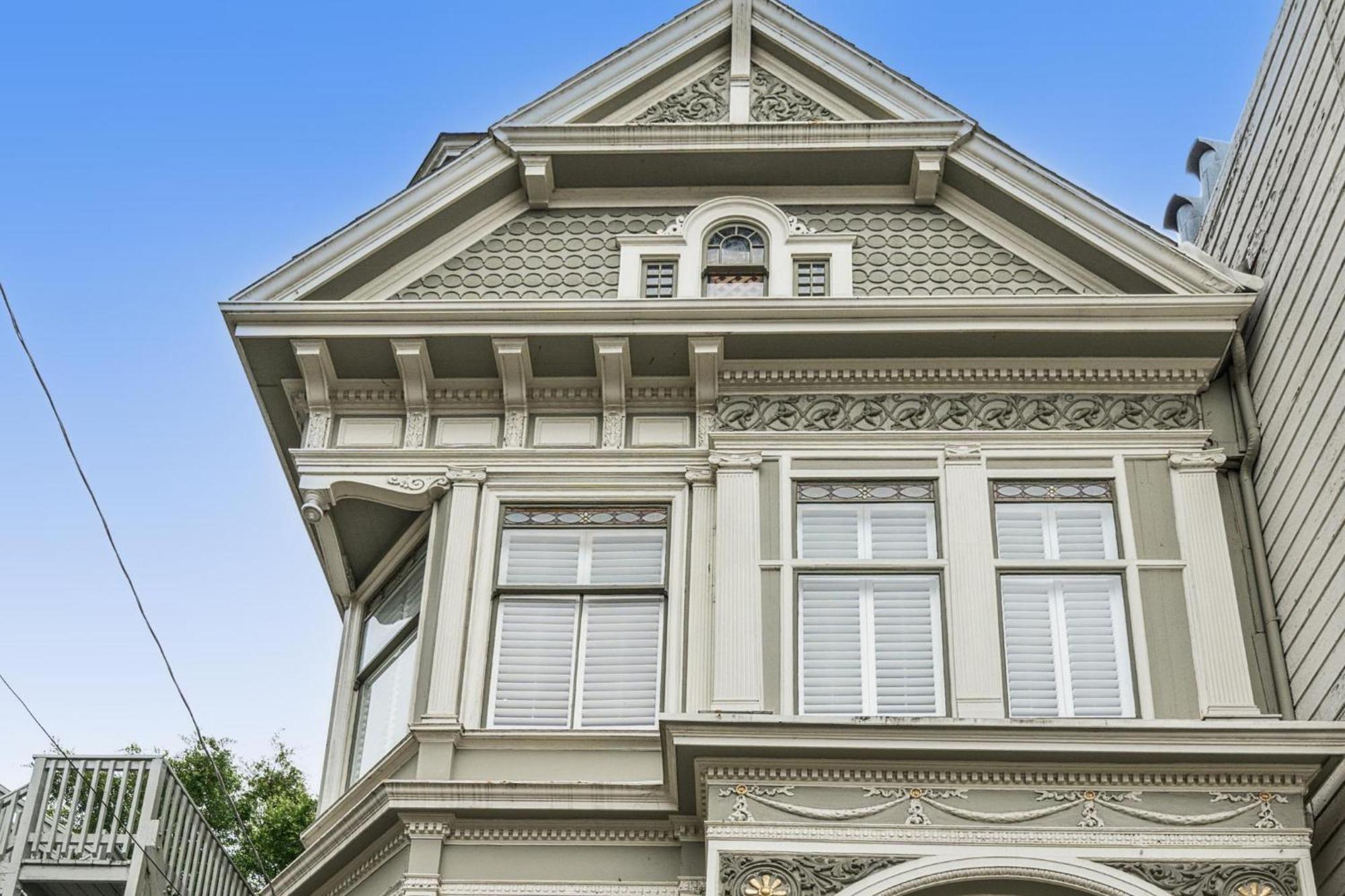 Сasa de vacaciones Historic & Charming Victorian Sleeps 11